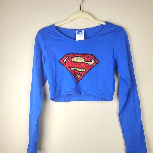 Tops - Super girl crop long sleeve top